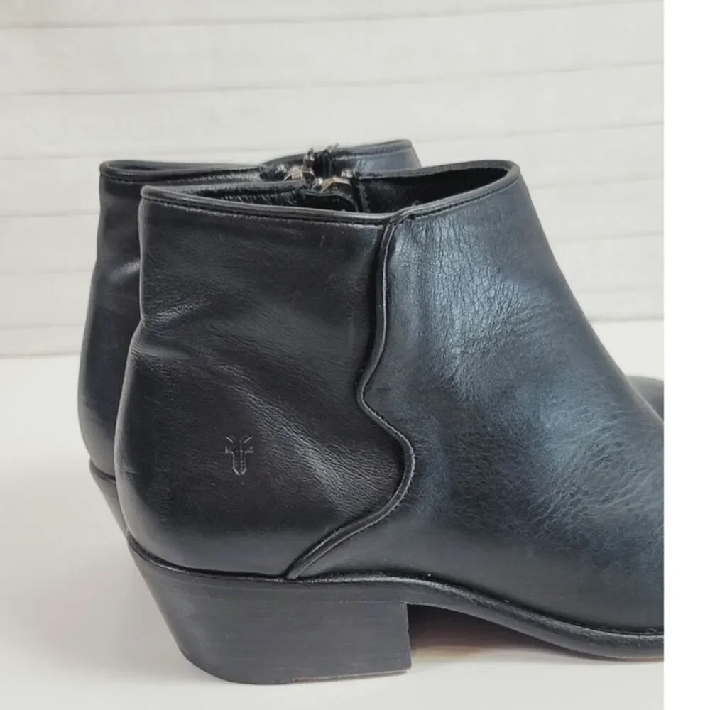 Frye Carson Leather Piping Ankle Booties in Black, sz 10